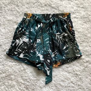 Palm print shorts